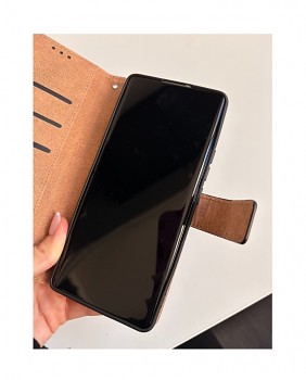 Knížkové pouzdro na Xiaomi Redmi Note 14 Pro černé s přezkou 2 vada