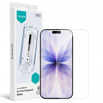 Nillkin H+Pro tvrzené sklo s aplikátorem pro iPhone 17 čiré