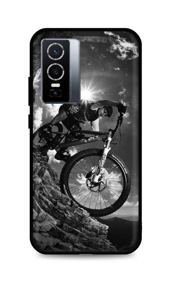 Zadní silikonový kryt DARK na Vivo Y76 5G Mountain Rider